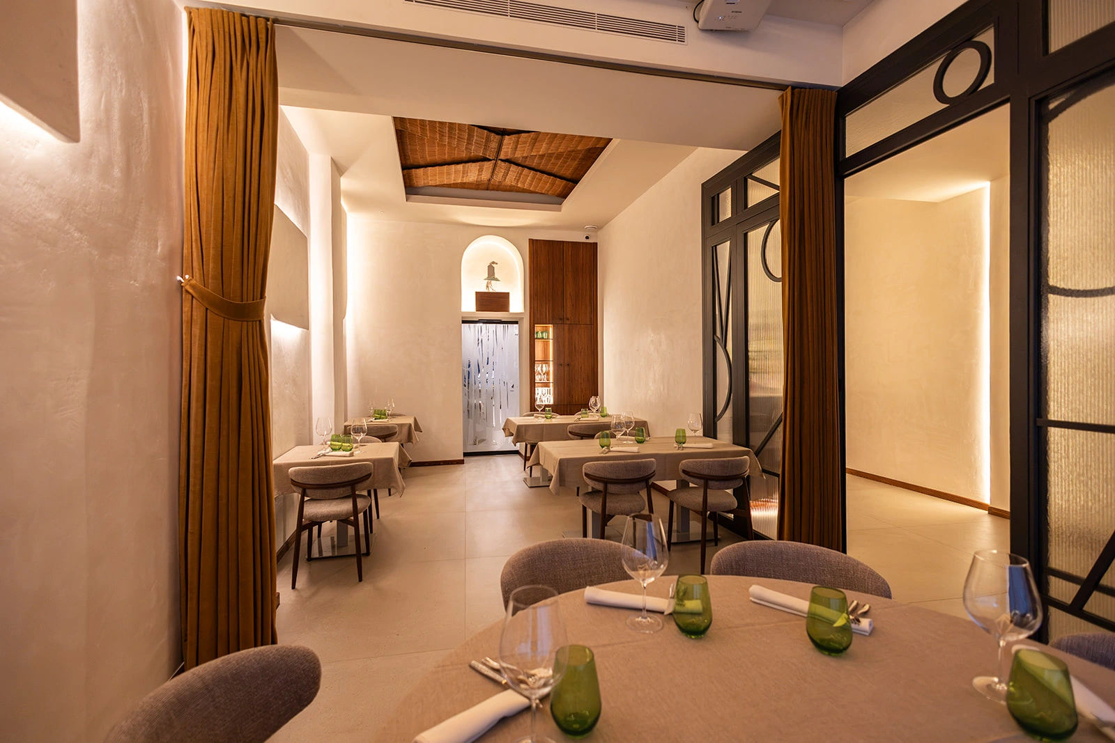 Interior de Carcas Restaurante, en Zaragoza